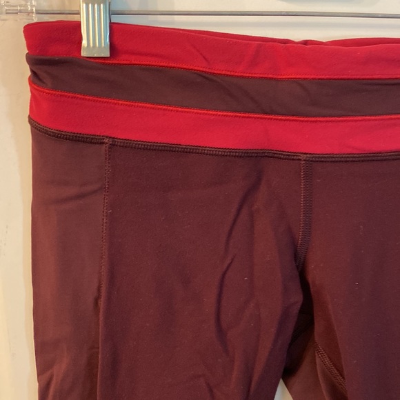 Maroon burgundy lululemon capri leggings 6 - Picture 2 of 4